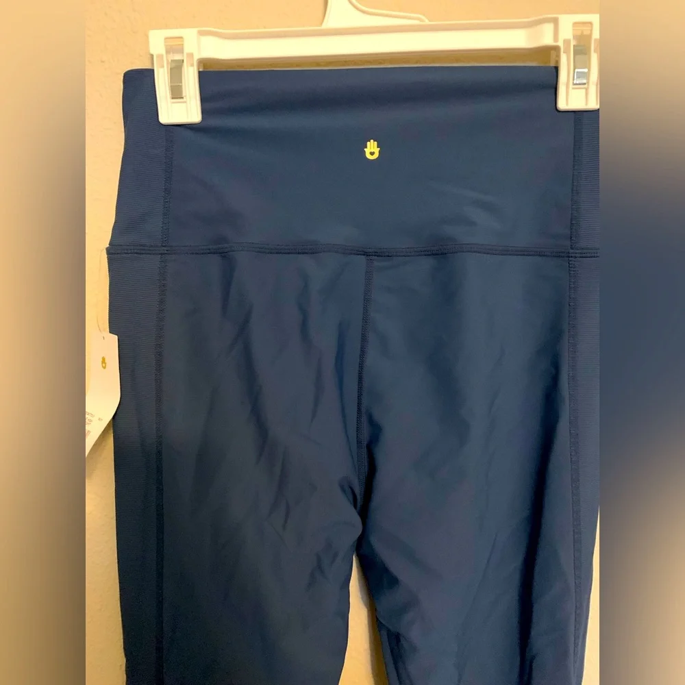 NWT Spiritual Gangster leggings - Picture 1 of 3